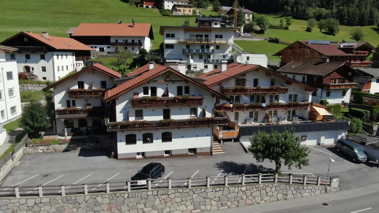 Alpen Gasthof Apartments Hohe Burg Trins Extérieur photo