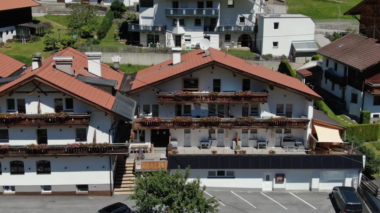 Alpen Gasthof Apartments Hohe Burg Trins Extérieur photo